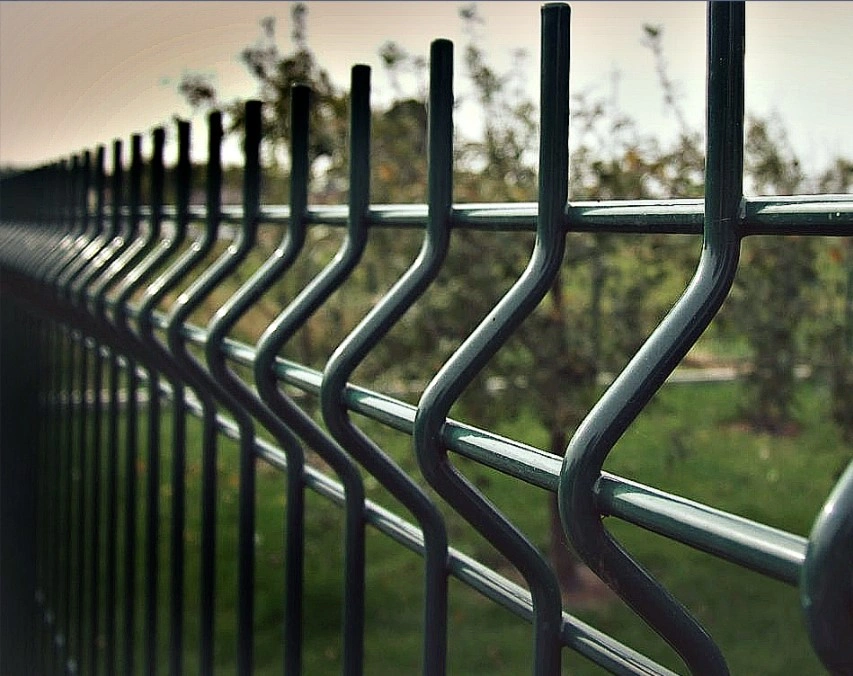 Металлический 3д забор от производителя на заказ в Гатчине